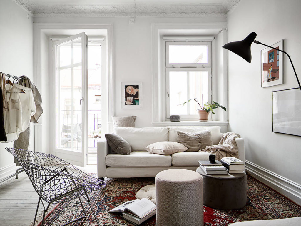 Home Tour Monday: Ein-Zimmer-Traum im Weiss & Pastell – lilaliv